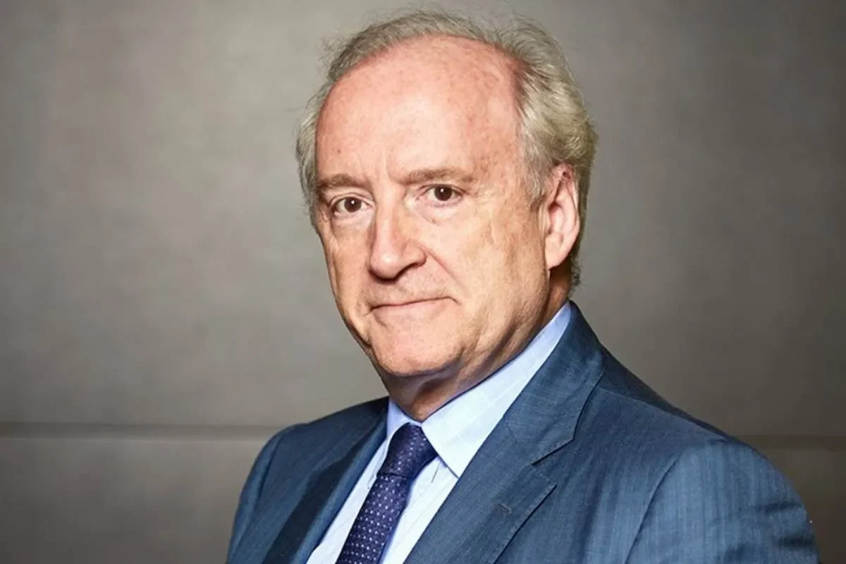 Hubert Védrine malade d'un cancer : rumeurs ou réalité ?